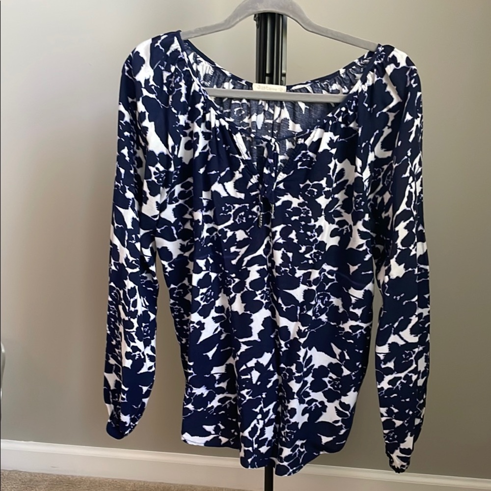 Just Living Blue and White Relaxed Graphic Blouse